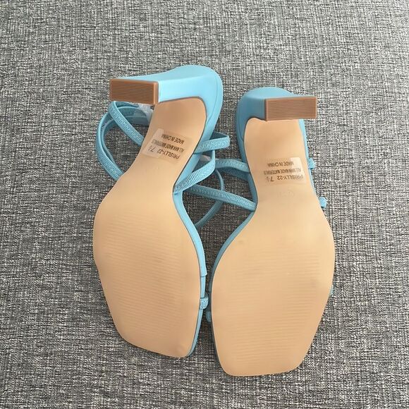 Kayleen By Los Angeles Women's Criss-Cross Elastic Ankle Strap - Picture 4 of 9